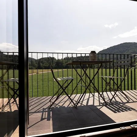 ロッジ Water, & Mountain